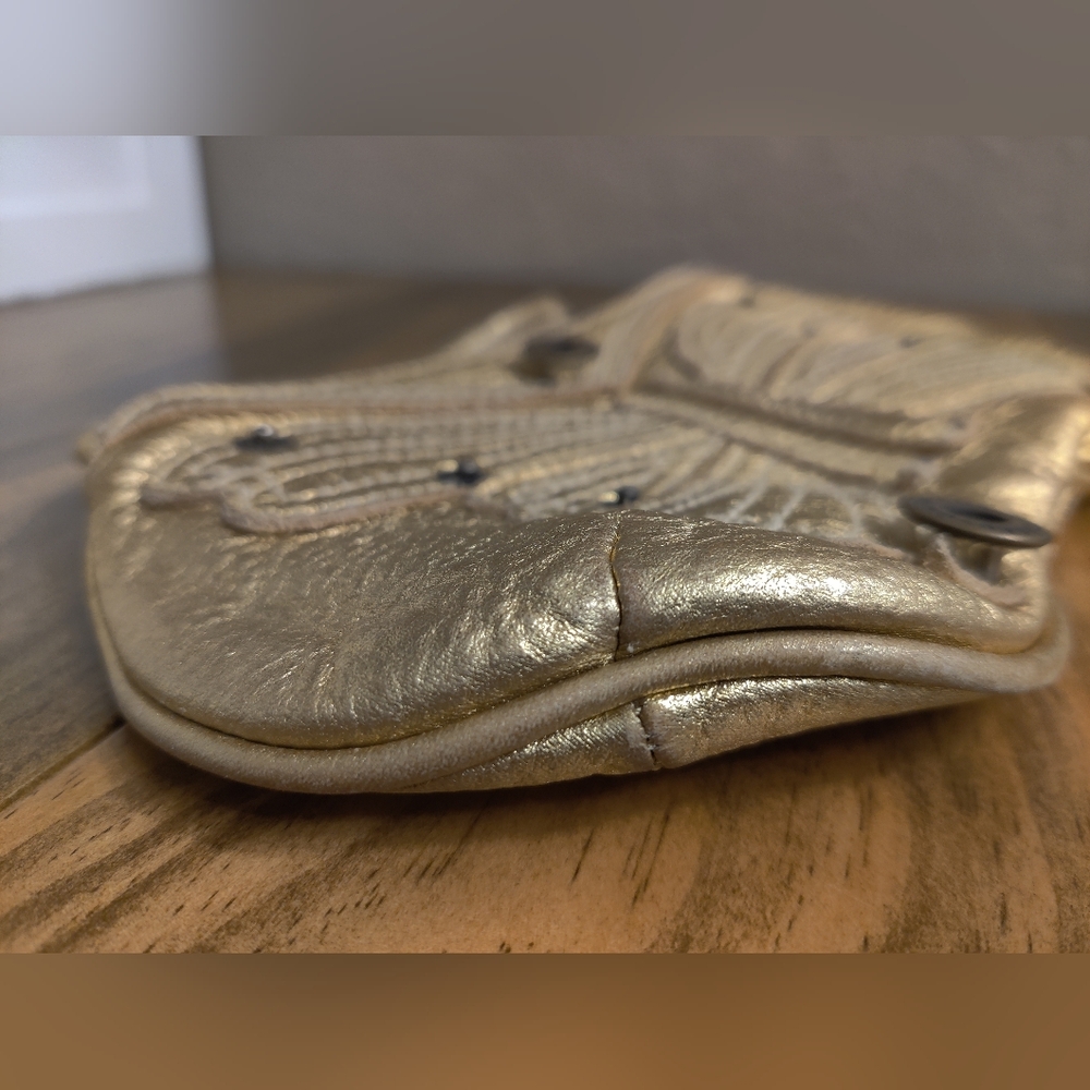 Vintage Y2K Gold Leather Butterfly Wristlet By The GAP - Picture 6 of 8